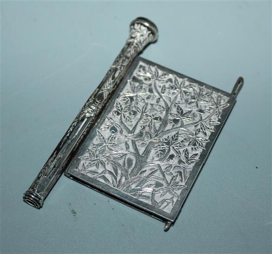 Silver sewing case and silver propelling pen(-)